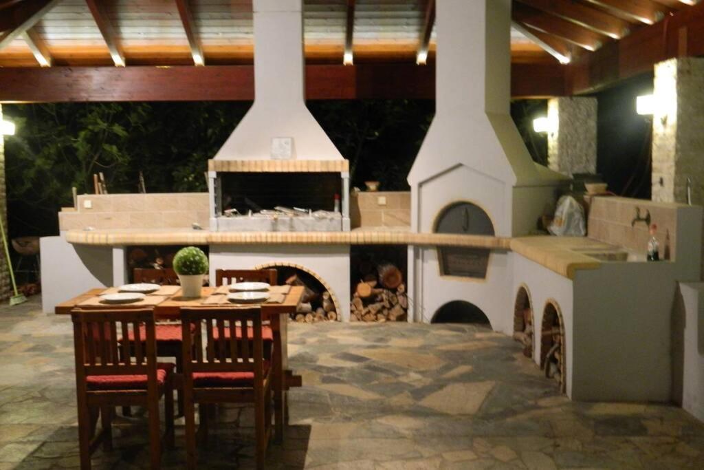 Fiore Di Rodi - Private Pool, Jacuzzi And Barbecue Ialysos  Exterior photo